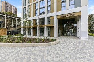 Conington Rd, London to rent Building Photo- Image 1 of 6