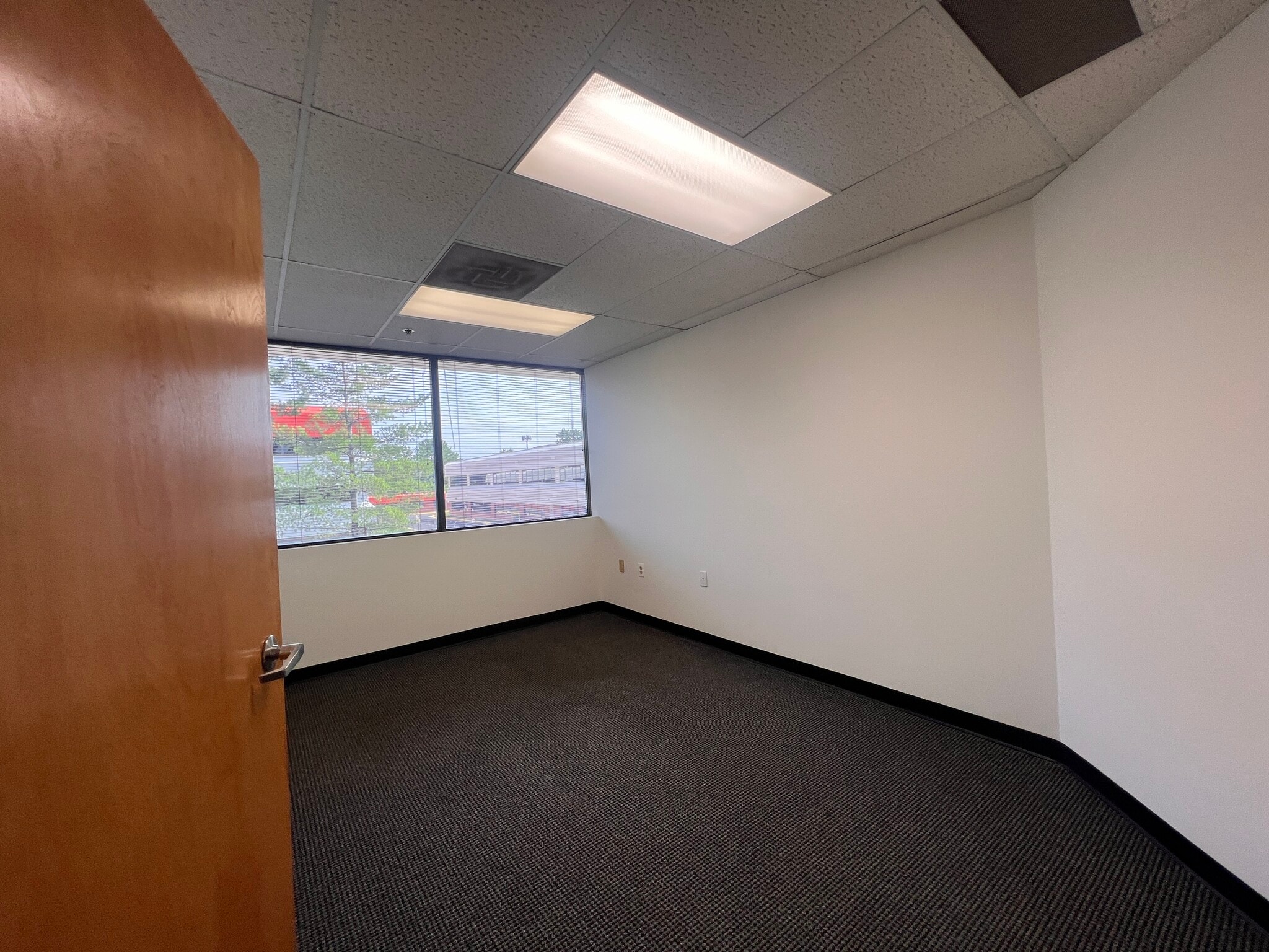 7426-7432 Alban Station Blvd, Springfield, VA to rent Building Photo- Image 1 of 5