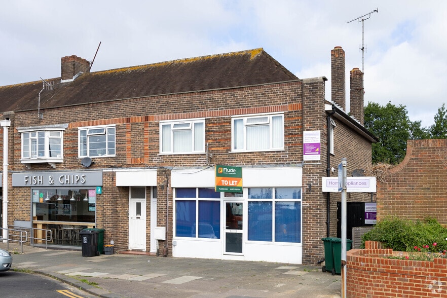 222 Hangleton Rd, Hove to rent - Primary Photo - Image 1 of 2