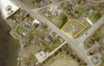 2388 Main Rd, Tiverton, RI for sale Primary Photo- Image 1 of 2