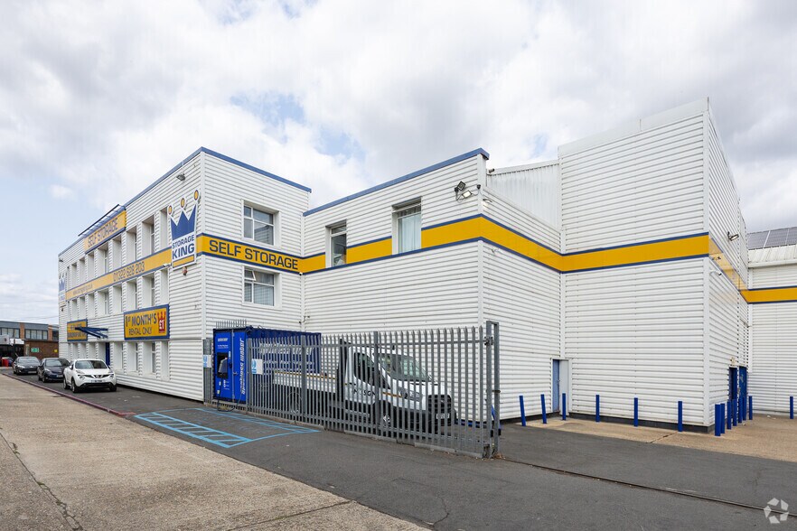 599-613 Princes Rd, Dartford to rent - Building Photo - Image 1 of 4