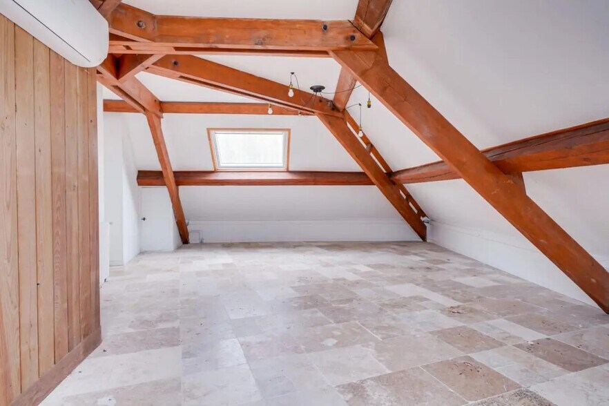 Retail in Mérignac to rent - Building Photo - Image 2 of 11