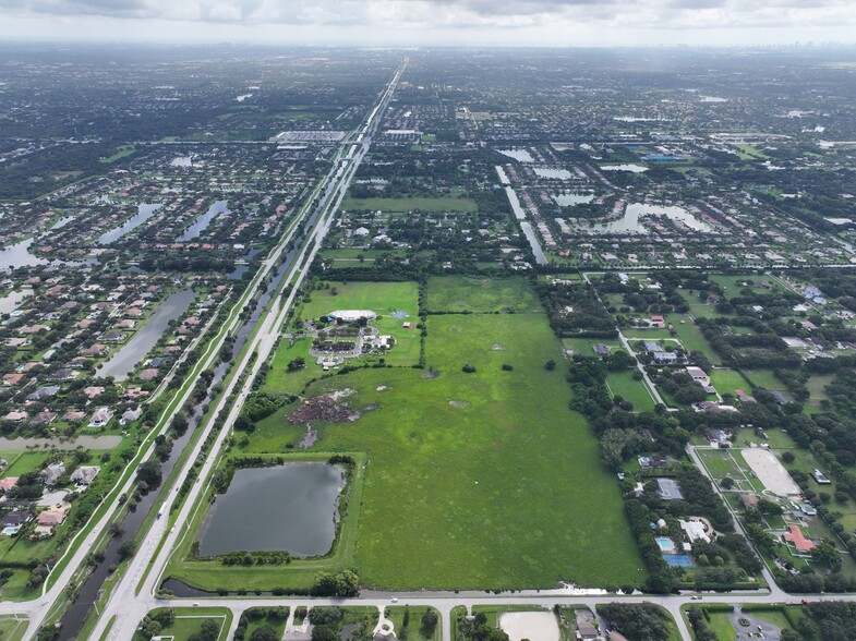 13900 Griffin Rd, Southwest Ranches, FL for sale - Building Photo - Image 3 of 12