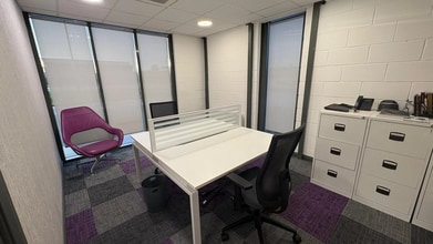 2A Carrakeel Dr, Londonderry to rent Interior Photo- Image 1 of 18