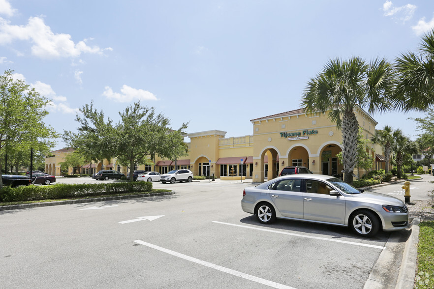 8350 Hospital Dr, Bonita Springs, FL for sale - Building Photo - Image 1 of 1