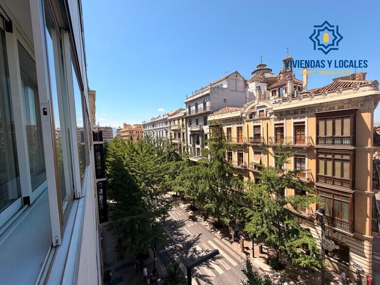 Calle Gran Vía de Colón, 16, Granada, Granada to rent - Primary Photo - Image 1 of 26