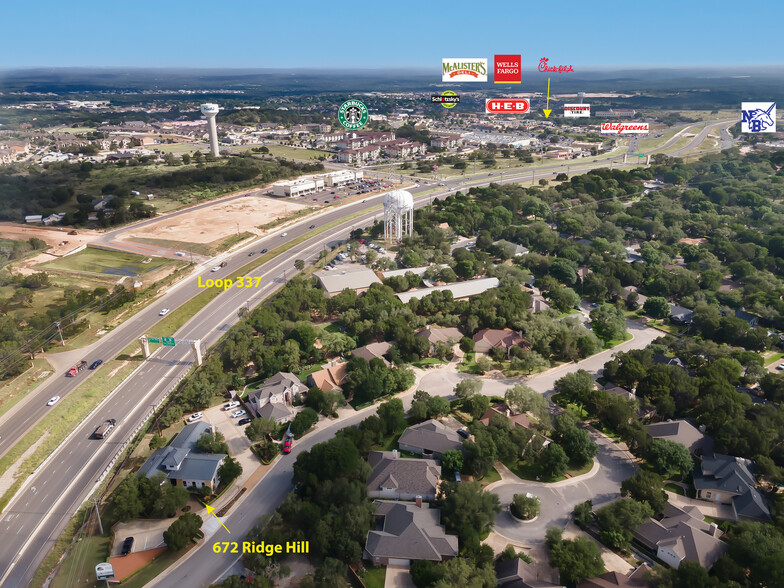 672 Ridge Hill Dr, New Braunfels, TX for sale - Building Photo - Image 3 of 39