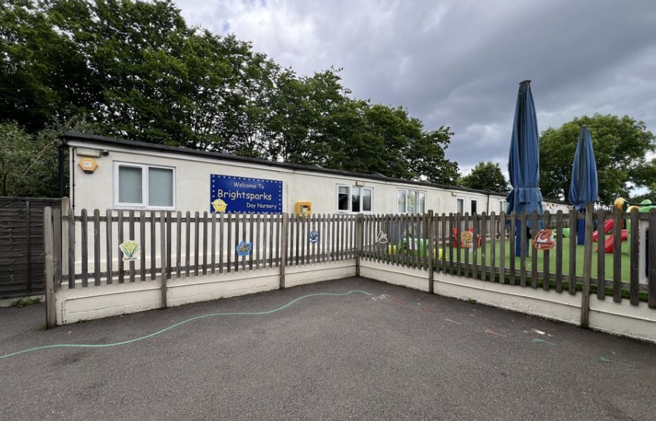 619 Purley Way, Croydon for sale Primary Photo- Image 1 of 4