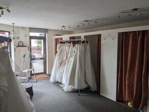 62-64A Victoria Rd, Farnborough to rent Interior Photo- Image 2 of 4