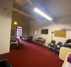 Carmondean Centre S, Livingston to rent Interior Photo- Image 2 of 4