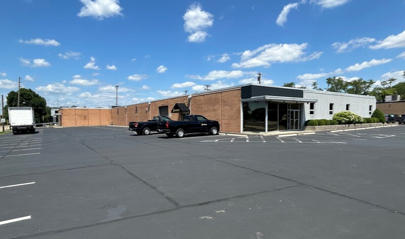 3190 Kettering Blvd, Dayton, OH for rent - Building Photo - Image 1 of 3