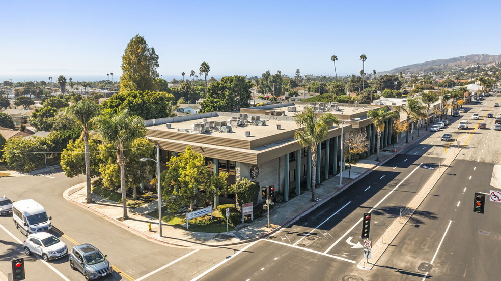 2580-2590 E Main St, Ventura, CA for rent - Building Photo - Image 3 of 7