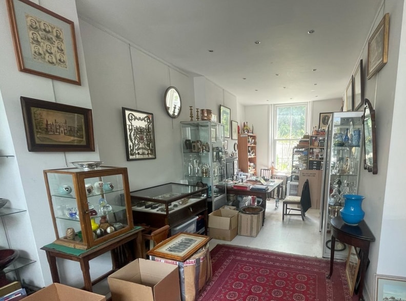 271 Lillie Rd, London to rent - Interior Photo - Image 2 of 5