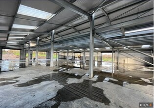 Mayes Ln, Warnham to rent Interior Photo- Image 2 of 3