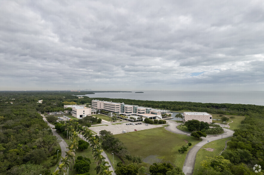 18101 Old Cutler Rd, Palmetto Bay, FL for rent - Aerial - Image 3 of 5