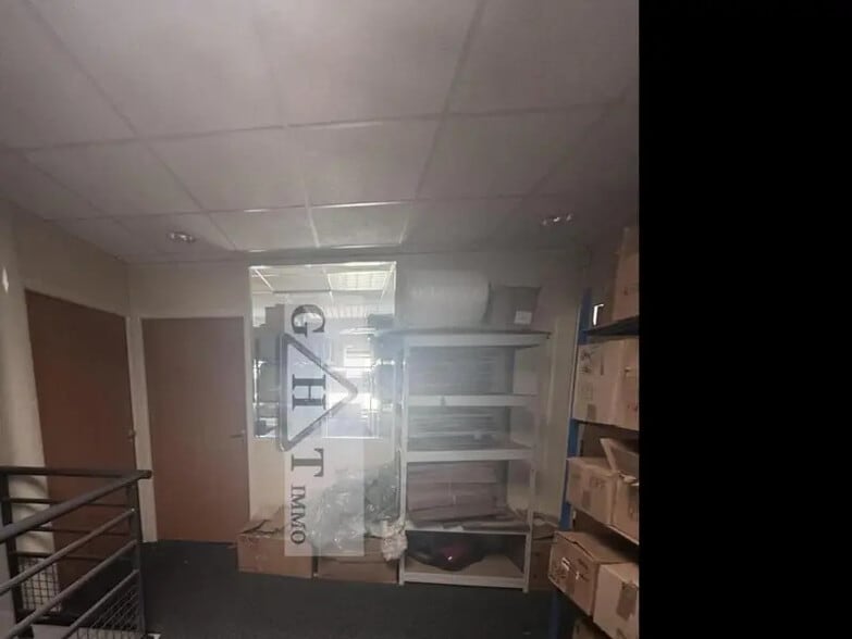 Industrial in Ivry-sur-Seine to rent - Interior Photo - Image 3 of 15