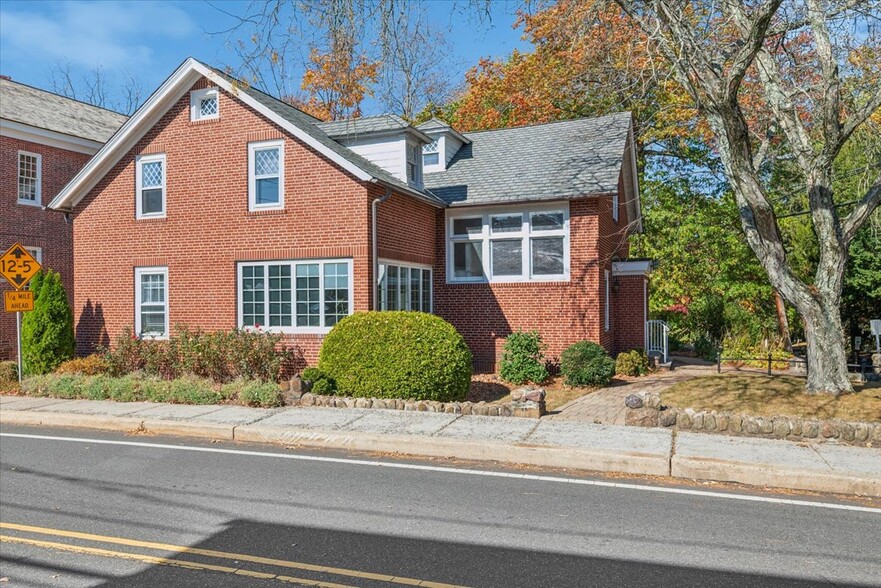 2 N Finley Ave, Basking Ridge, NJ for rent - Building Photo - Image 2 of 28