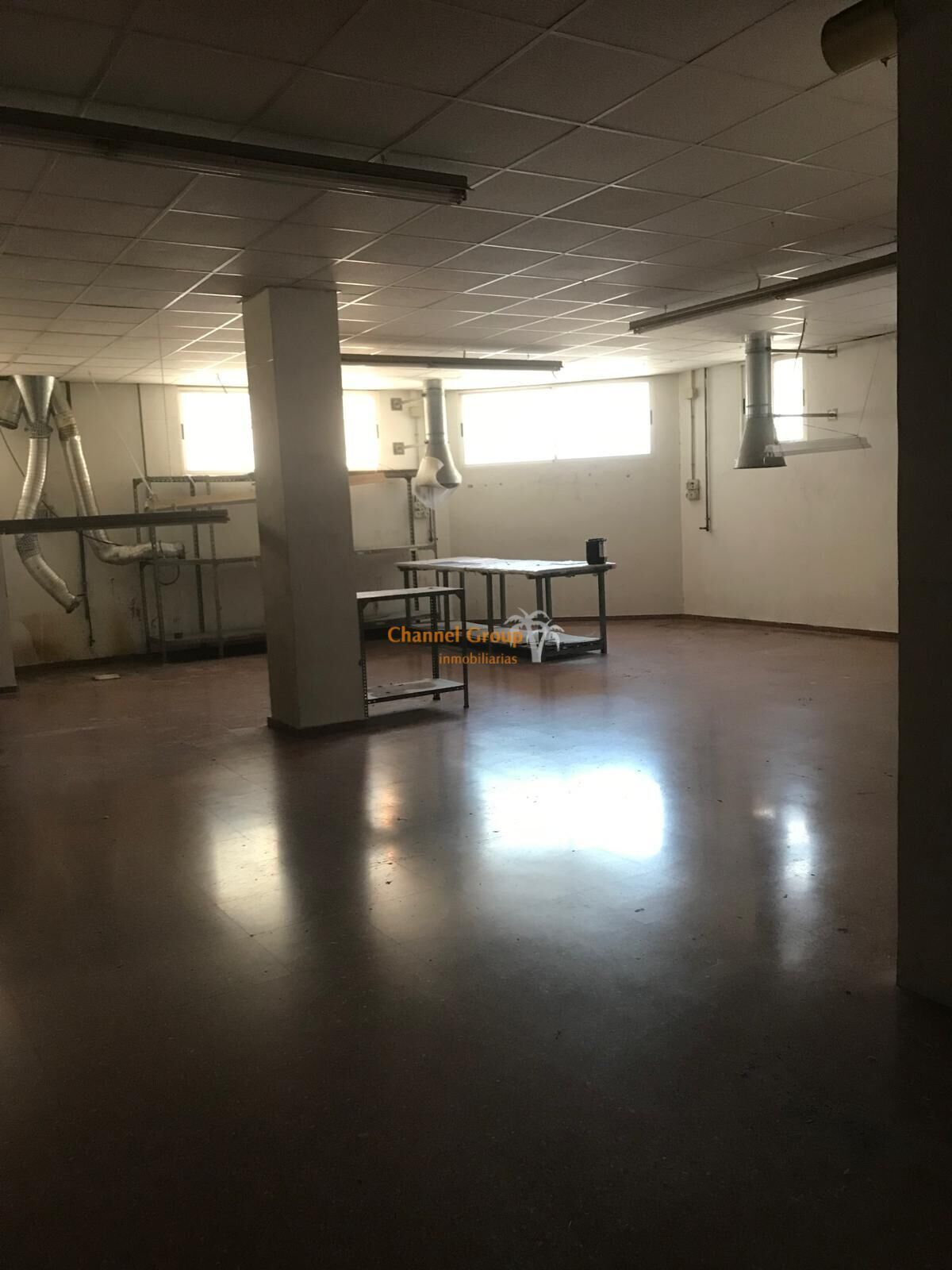Industrial in Petrer, Alicante to rent Building Photo- Image 1 of 8