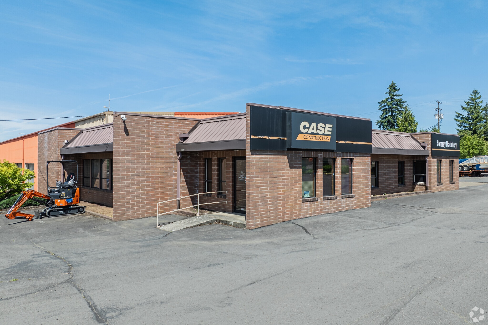 6455 NE Columbia Blvd, Portland, OR to rent Building Photo- Image 1 of 23
