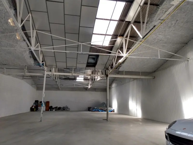 Vente Entrepôt 611 m² - Photo 1