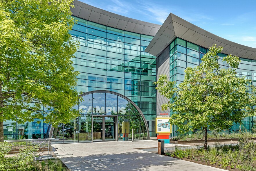 Basingstoke Rd, Reading to rent - Building Photo - Image 3 of 21