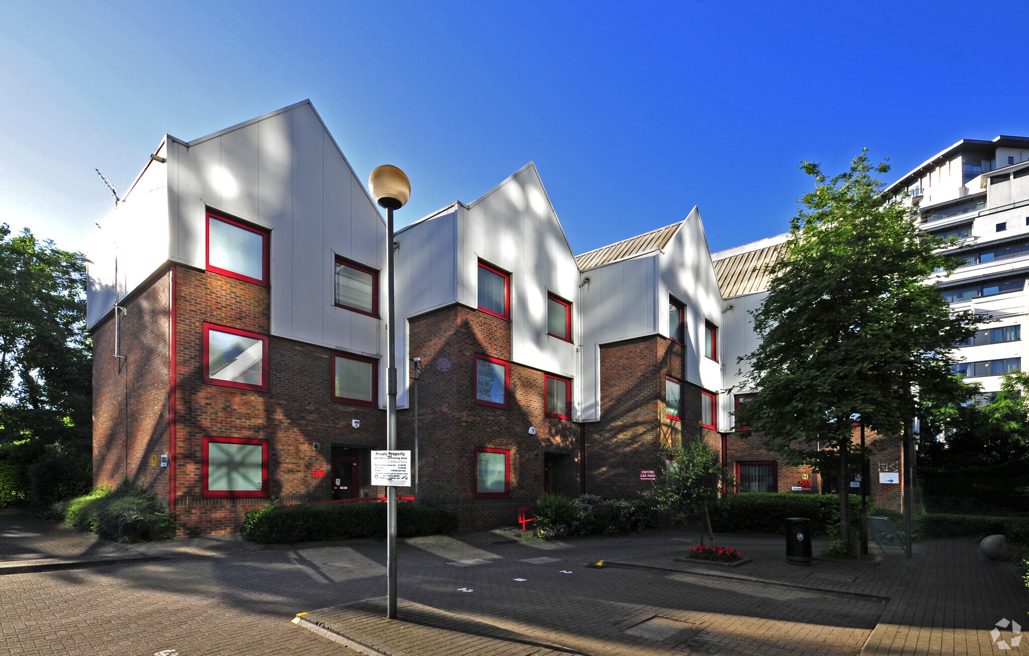 Limeharbour, London for sale Primary Photo- Image 1 of 1