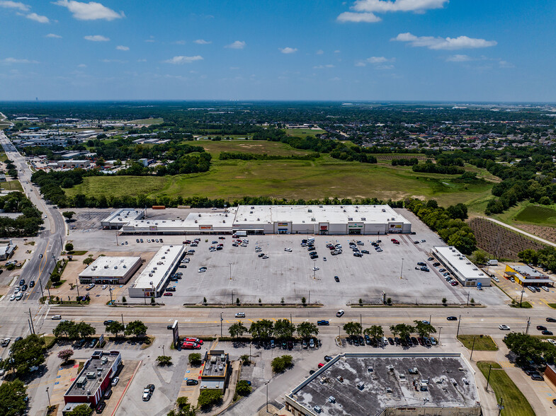 6790-6818 Spencer Hwy, Pasadena, TX for sale - Building Photo - Image 1 of 1