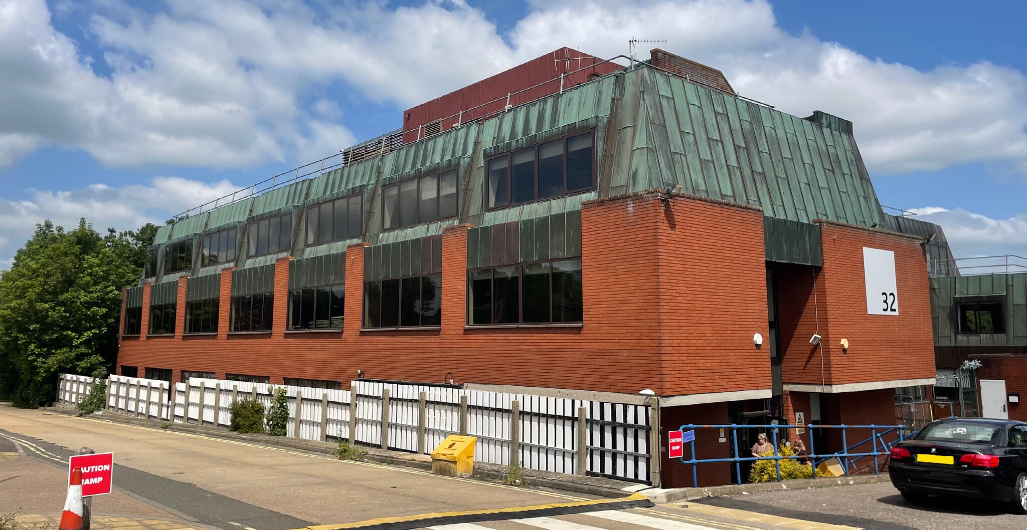 High St, Haverhill to rent Building Photo- Image 1 of 2