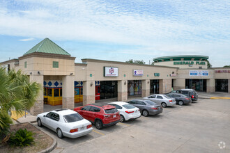 11509 Veterans Memorial Dr, Houston, TX for rent Building Photo- Image 1 of 12