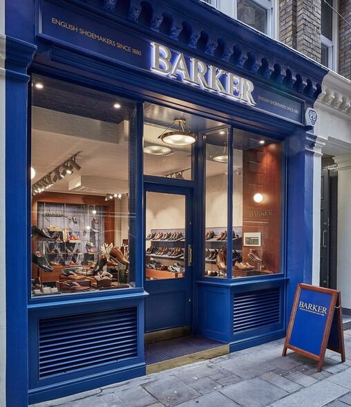 52 Bow Ln, London to rent - Building Photo - Image 1 of 3