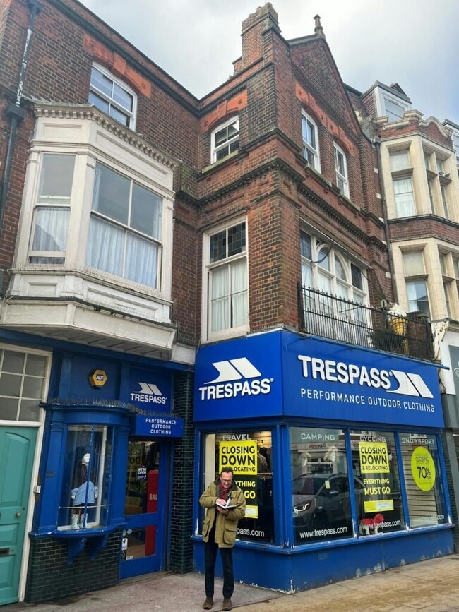 More details for 27 Church St, Cromer - Retail to Rent