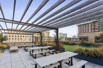 Lewins Mead, Bristol to rent Building Photo- Image 2 of 7