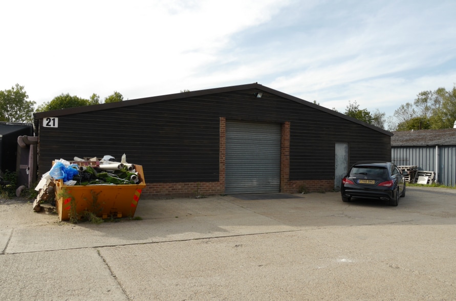 Henfield Rd, Hassocks for sale - Primary Photo - Image 1 of 1