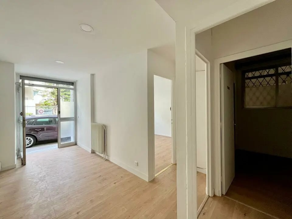 Location Commerce 38 m² - Photo 1