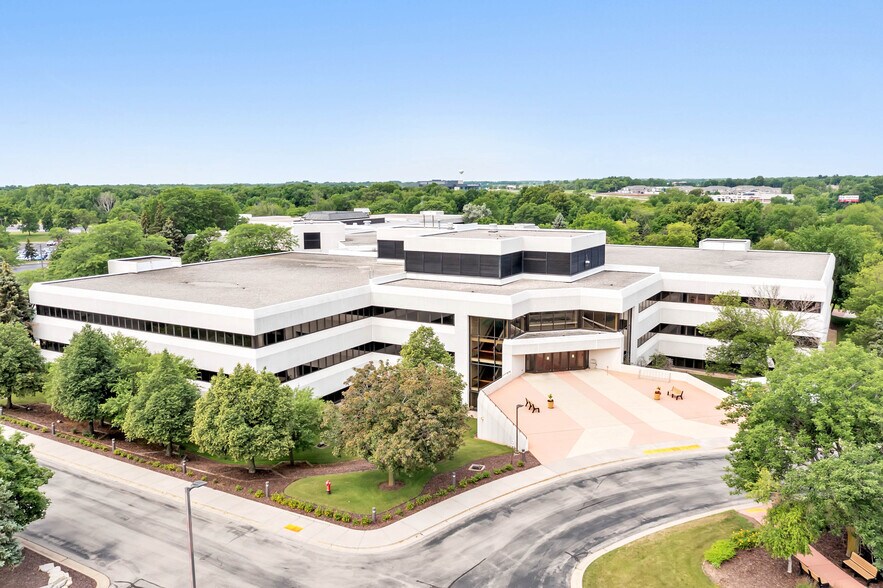 1100 Employers Blvd, De Pere, WI for rent - Aerial - Image 1 of 11