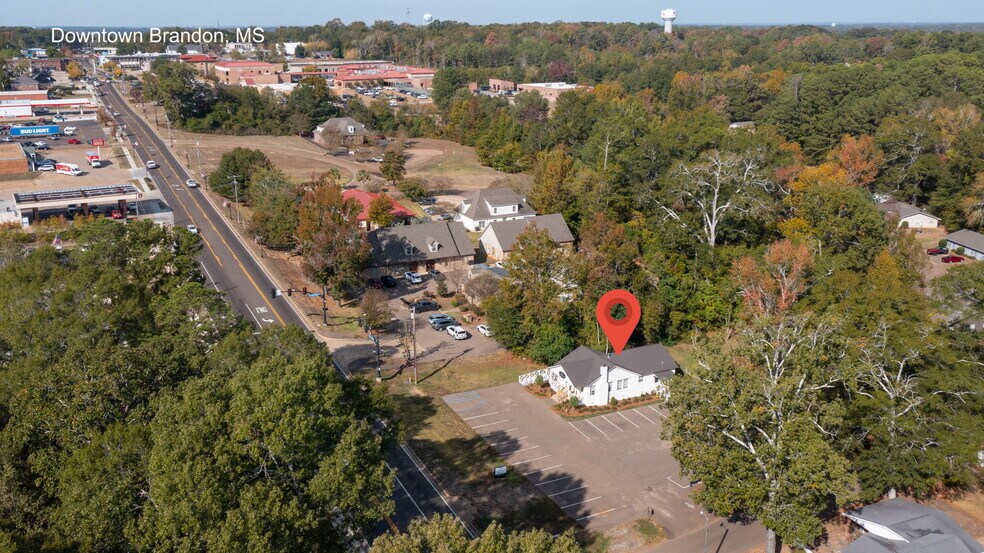 315 E Government St, Brandon, MS for sale - Primary Photo - Image 1 of 1