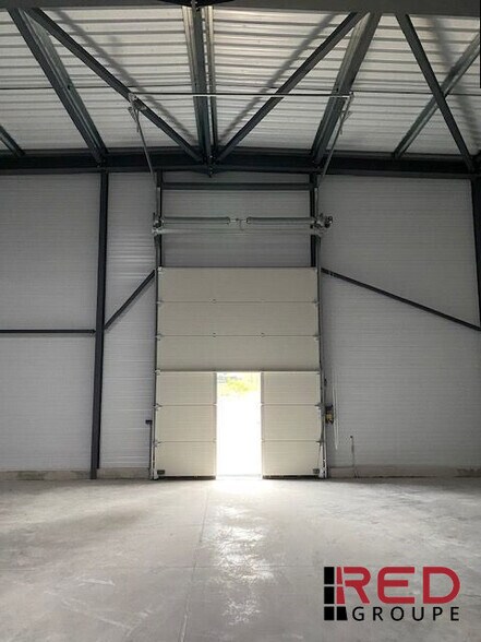 Industrial in Signes to rent - Interior Photo - Image 2 of 4