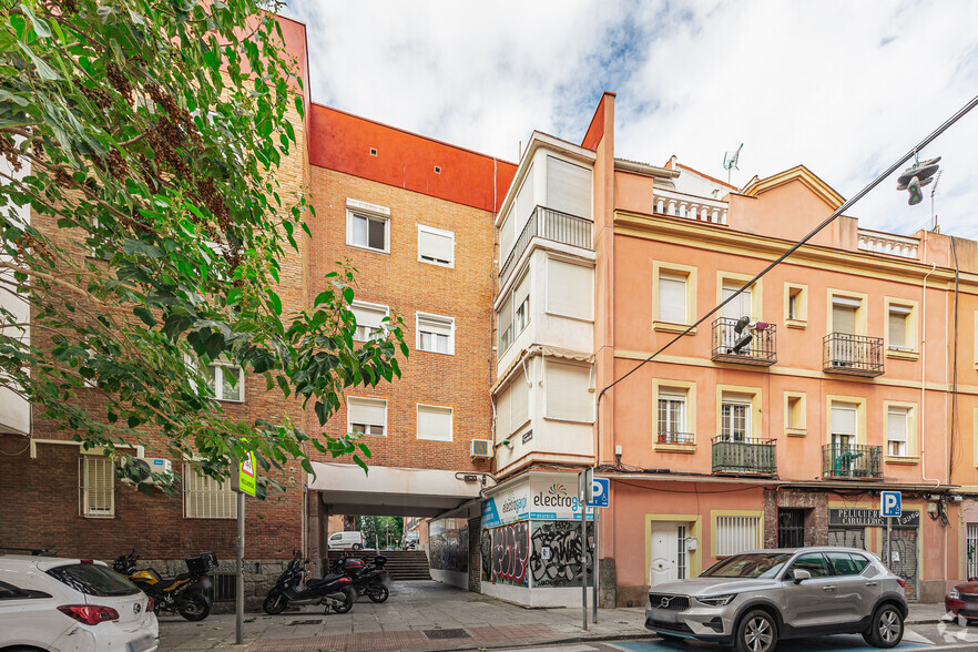 Calle Melchor Cano, 2, Madrid, Madrid for rent - Primary Photo - Image 1 of 2