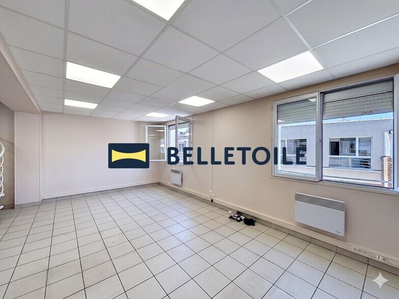 Office in Saint-Maur-des-Fossés to rent - Building Photo - Image 3 of 16