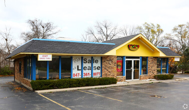 1124 N Milwaukee Ave, Libertyville, IL for sale Building Photo- Image 1 of 1