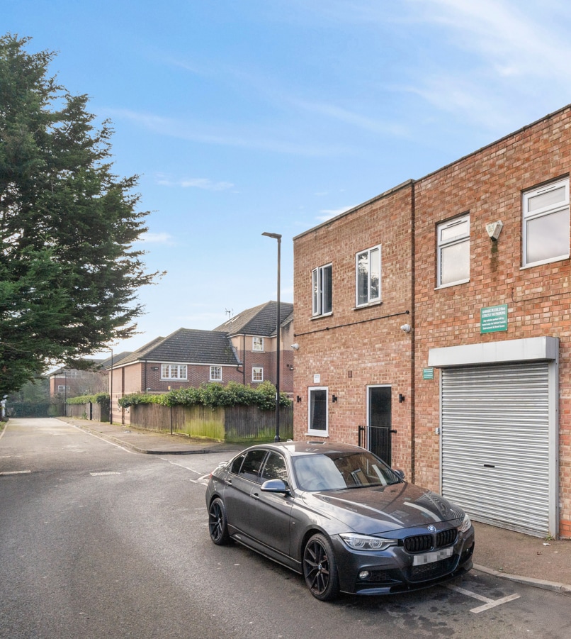 26B Station Parade, Barnet for sale Building Photo- Image 1 of 1