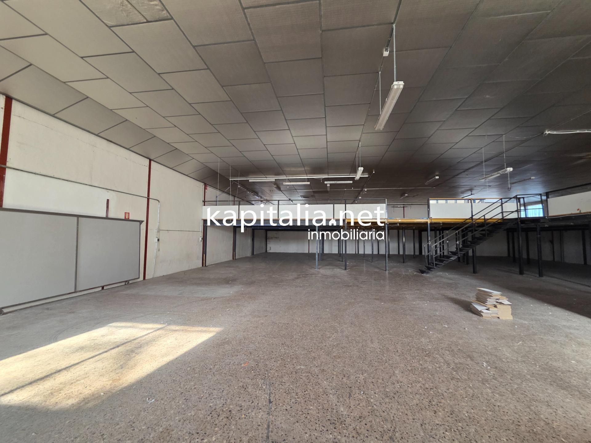 Industrial in Ontinyent, Valencia to rent Interior Photo- Image 1 of 9