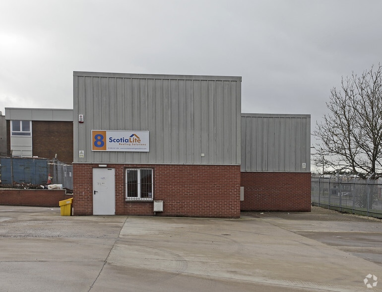 Firth Rd, Livingston to rent - Building Photo - Image 2 of 2