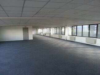 More details for Office, Light Industrial to Rent