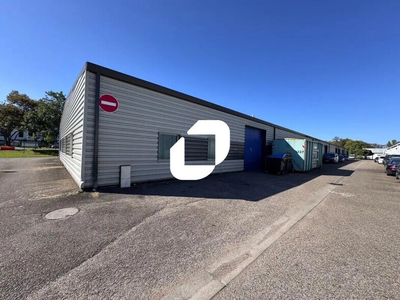 5 Rue De La Batterie, Geispolsheim to rent - Building Photo - Image 2 of 15