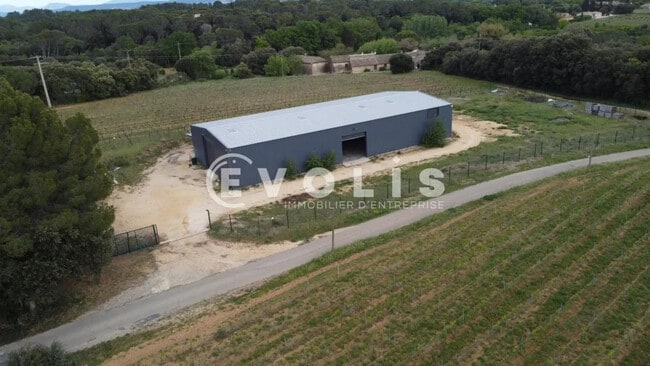 Vente Local d'activités 594 m²