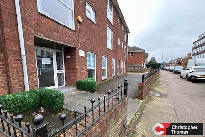 28 Woodthorpe Rd, Twickenham for sale Building Photo- Image 1 of 1