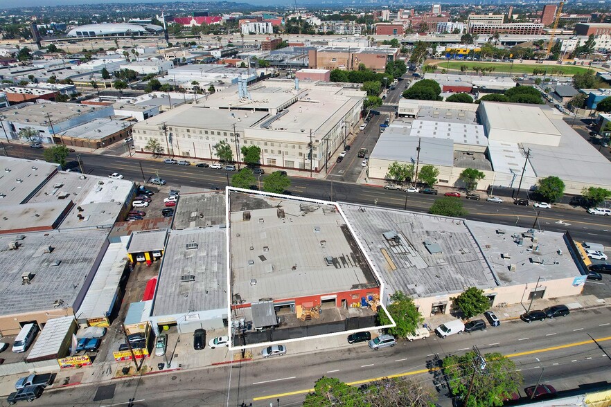 3700 S Broadway Pl, Los Angeles, CA for sale - Building Photo - Image 1 of 1