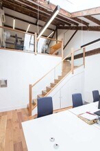 27-35 Corsham St, London to rent Interior Photo- Image 2 of 6