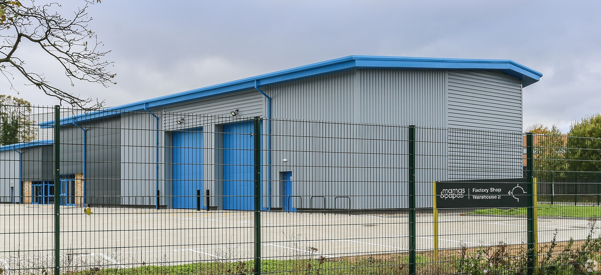 Colne Bridge Rd, Huddersfield for sale Primary Photo- Image 1 of 1